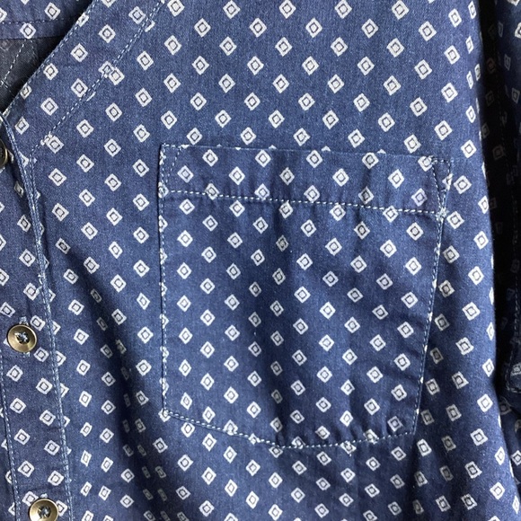 J. Jill Denim Women's Chambray Diamond Print V-Neck Button Front Top Size XL - Picture 4 of 9